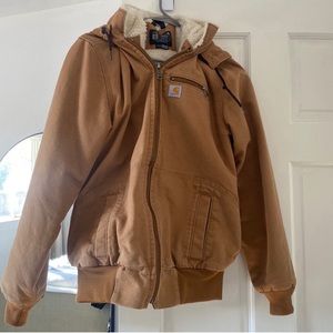 Carhartt Wildhood Sherpa Jacket EUC. As seen on Beth Dutton